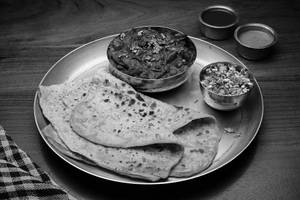 Kolhapuri Mix Veg 2 Tricone Paratha