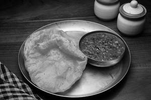 3 Poori Chana Masala
