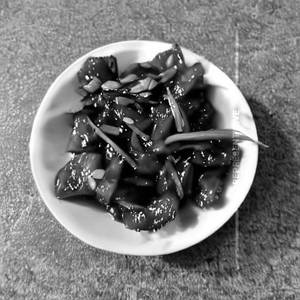 Water Chestnut Hot Garlic Sauce