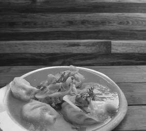 Jhol Chicken Momo (6 Pcs)