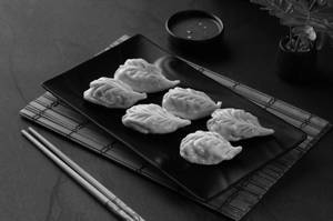 Chilly Paneer Momos (6pcs)