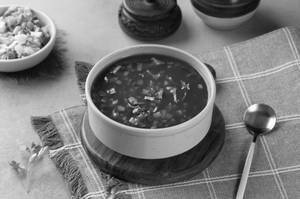 Hot 'N' Sour Veg Soup