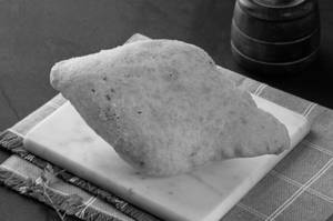 Extra Bhatura (1pc)