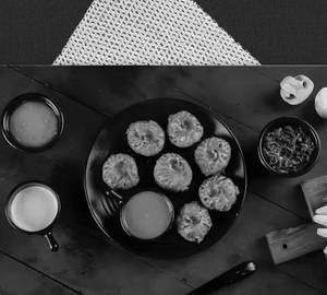 Fried dehradun speical momos (8 pieces)