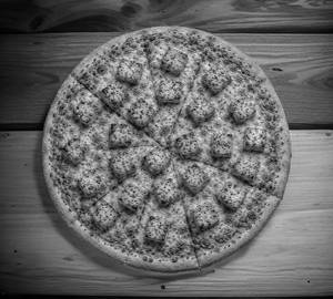 Tandoori Paneer Pizza (Classic 8”)