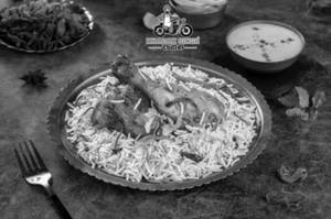 Chicken Biryani With Raita