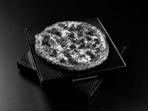 Korean Gochujang Chicken Pizza