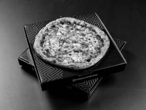 Smoked Chicken & Pesto Pizza