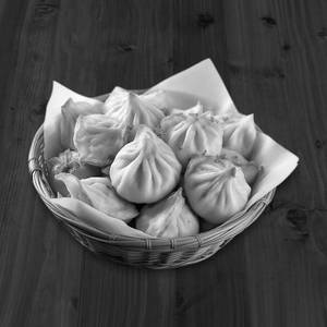 Veg Fried Momos [8 Pieces]