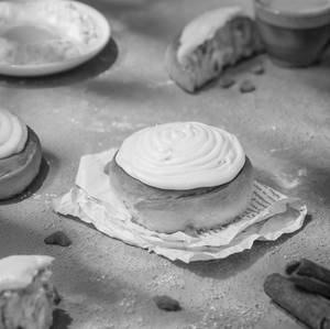 Cinammon Bun With Cream Cheese Topping