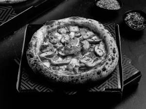 Tandoori Chicken Pizza