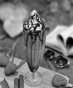 Kitkat Chocolate Crunch Shake
