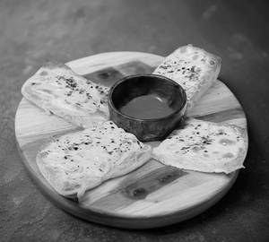 Garlic Bread With Cheese
