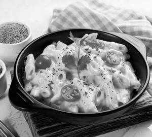White Sauce Pasta