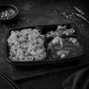 Chicken Schezwan Rice + Chicken Chilli Gravy
