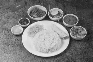 Katla Kalia - Poripurno Thali (serves 1)