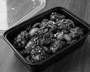 Chilli Chicken Dry (10pcs)