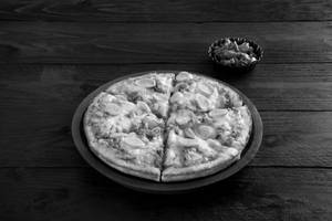 Meateor Pizza