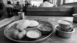 Idly(2pc) + Vada(1pc) + Tea               