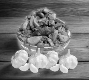 Garlic Achar { 500 gm }