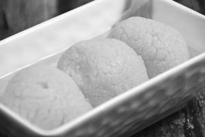 Kesar Raj Bhog } 1 Pcs