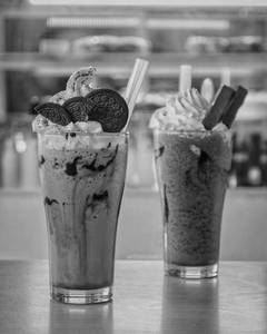 Kitkat oreo   [500 ml]