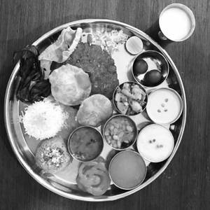 Premium Veg Thali