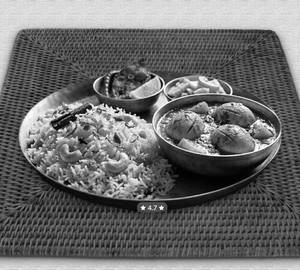 Basanti Pulao With Egg Curry(2Pc)