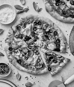 Deluxe Veg Pizza [12 inches]