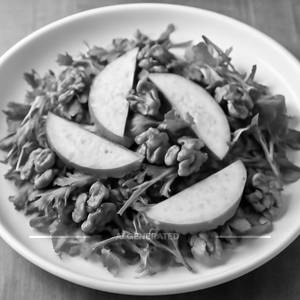 Apple Rocket & Walnut Salad