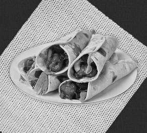 Chicken chilli roll