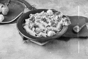 Veg Cheese Garlic Pasta
