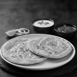 Cheese Naan (1 Pc.)