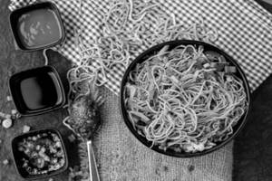 Veg Schezwan Noodles