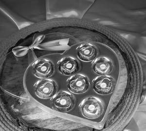 Assorted Chocolate Heart Shape Box [90 G]
