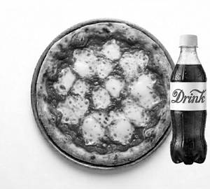 Italian Classic Margherita Pizza With 200 ml Drink [7 Inch]