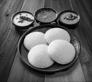 Idli ( 4 )