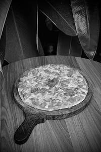 Makhani Chicken Pizza