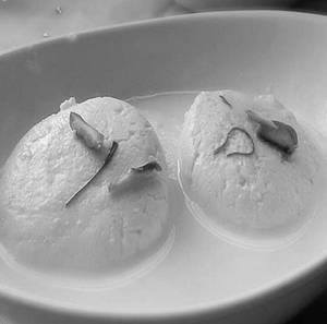 Rasmalai [2 Pieces]