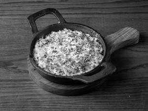 Smoke House Truffled Mac N Cheese