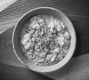 Egg Maggie