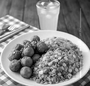 Veg Manchurian Dry (half)+veg Fried Rice (half)+softdrink