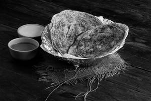 Pudina Paratha (2 Nos)