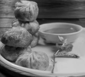 Veg fried momos [full, 8 pieces]