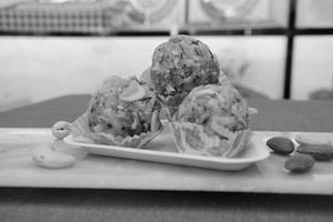 Nariyal Laddu