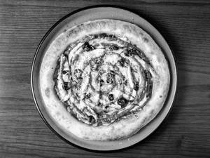 Smoked Chicken & Pesto Pizza [Neapolitan]