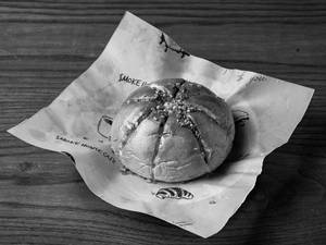 Three-garlic Garlic Bread