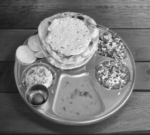 Special Punjabi Fix Thali