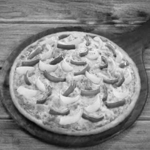 Capsicum Onion Pizza