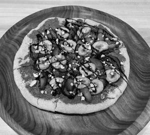 Nutella Dessert Pizza [Regular, 7 inches]
